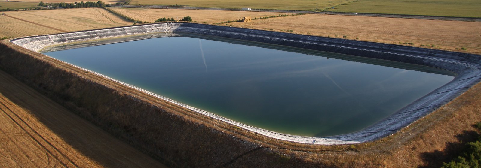 Armony du Feu - bassin de stockage d'eau agriculture